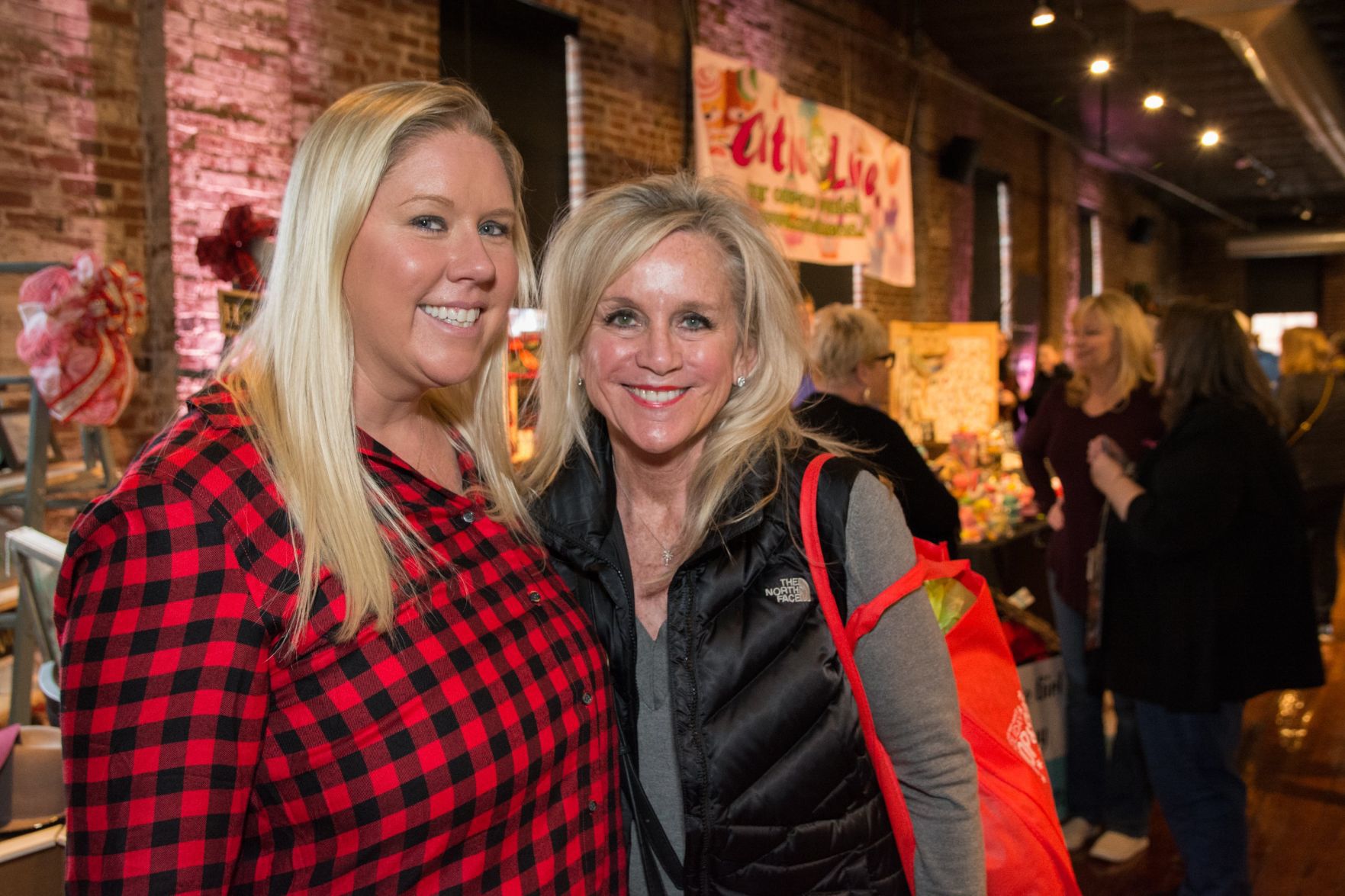 St. Louis Post-Dispatch Holiday Pop & Shop Event
